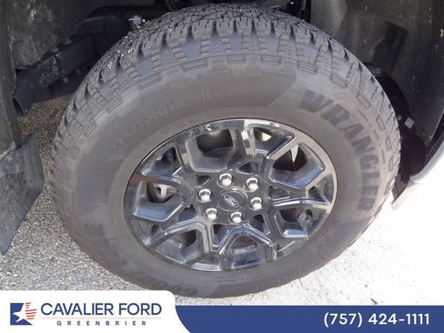 Used 2025 Ford F150 XL w/ Equipment Group 103A High AWD/4WD image 9