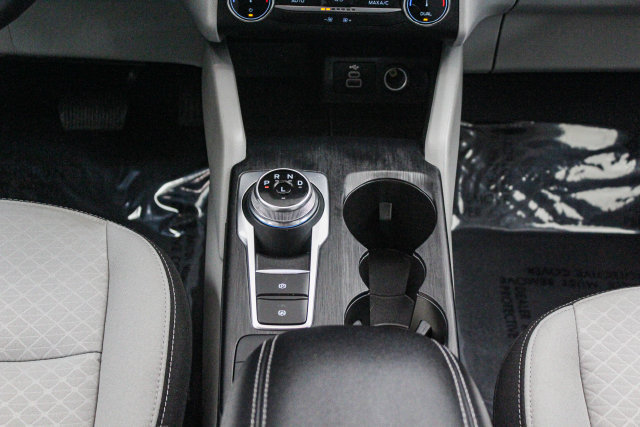 Certified 2025 Ford Escape Active AWD/4WD image 22
