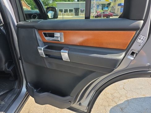 Used 2013 Land Rover LR4 HSE AWD/4WD image 17