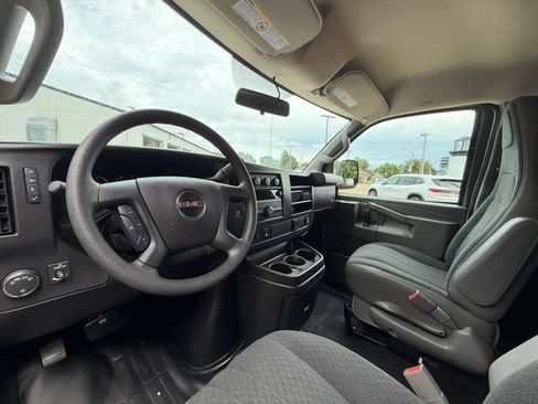 Used 2025 GMC Savana 2500 w/ Driver Convenience Package RWD image 10