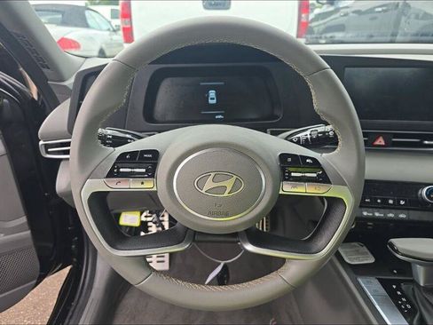 Used 2026 Hyundai Elantra Sport FWD image 4