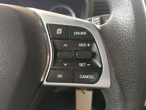 Used 2019 Hyundai Sonata SE FWD image 17