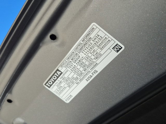 Used 2026 Toyota Sienna XSE FWD image 30