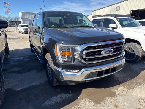 Used 2023 Ford F150 XLT w/ Equipment Group 302A High image 3
