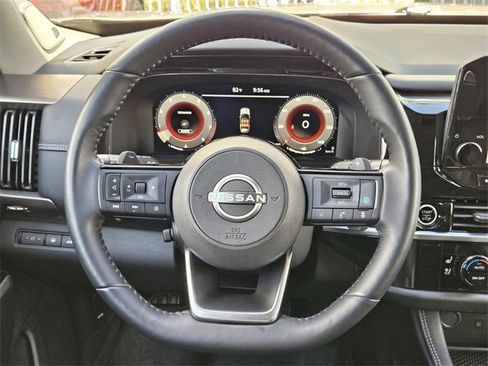 Used 2023 Nissan Pathfinder Platinum w/ Cargo Package image 23