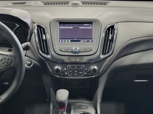 Certified 2024 Chevrolet Equinox RS FWD image 19