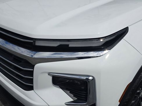 Used 2026 Chevrolet Traverse LT w/ Sun and Wheel Package image 8