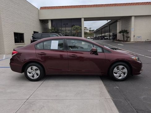 Used 2013 Honda Civic LX image 4