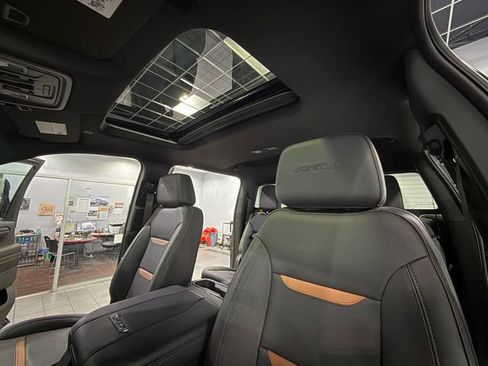 Used 2024 GMC Sierra 2500 AT4 w/ AT4 Premium Plus Package image 32