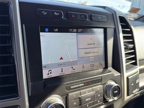 Used 2019 Ford F150 Lariat w/ Equipment Group 502A Luxury image 18