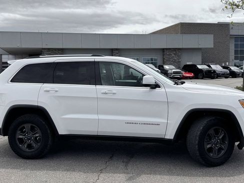 Used 2015 Jeep Grand Cherokee Laredo w/ Quick Order Package 23E AWD/4WD image 5