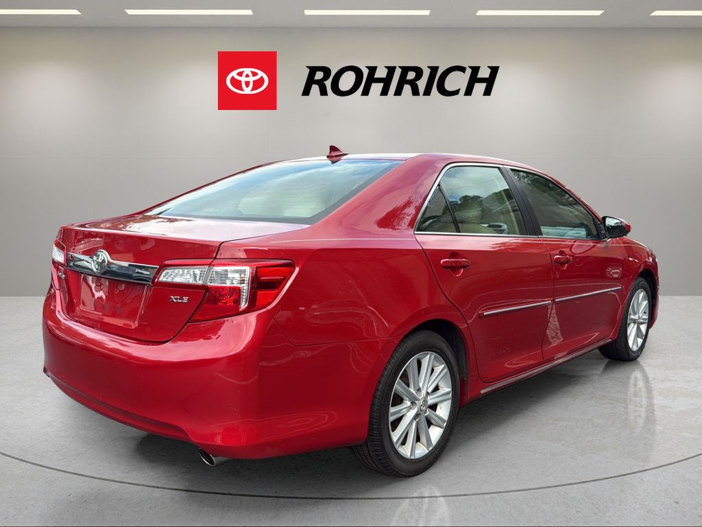 Used 2012 Toyota Camry XLE FWD image 6
