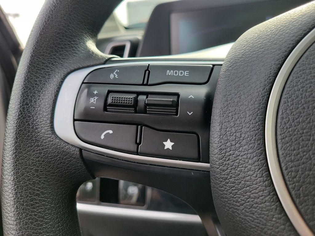 Used 2024 Kia Sportage LX FWD image 27