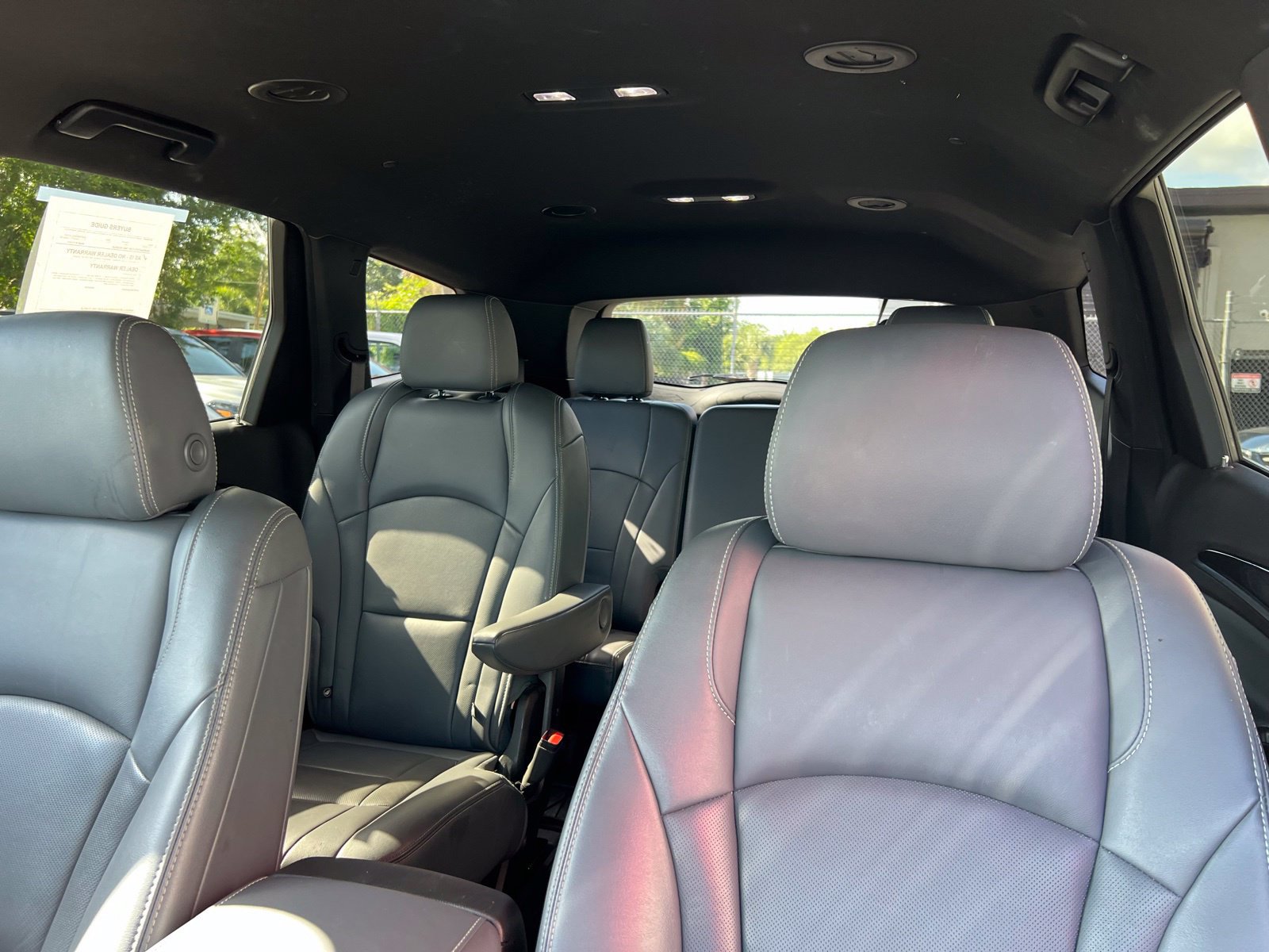 Used 2023 Buick Enclave Essence FWD image 30