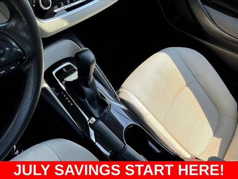 Used 2022 Toyota Corolla L FWD image 16