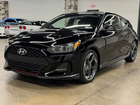 Used 2019 Hyundai Veloster Turbo image 3
