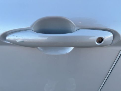 Used 2025 Toyota Camry XLE image 40