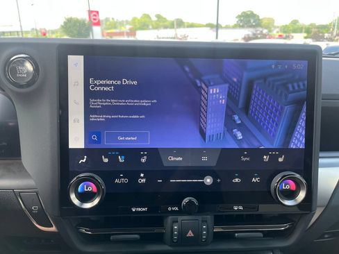 Used 2024 Lexus GX 550 AWD/4WD image 16
