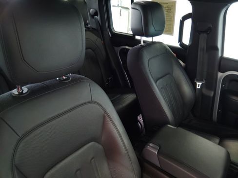 Used 2022 Land Rover Defender 110 X image 49