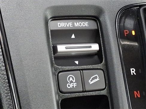 Used 2024 Honda CR-V EX-L image 25