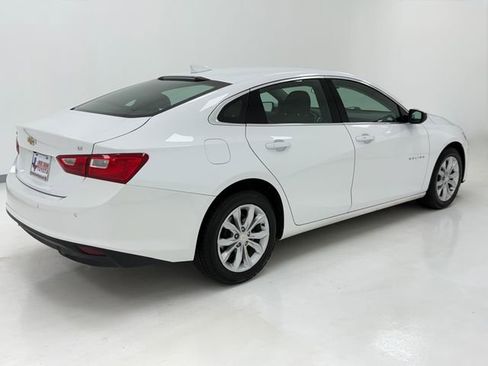 Used 2025 Chevrolet Malibu LT FWD image 41