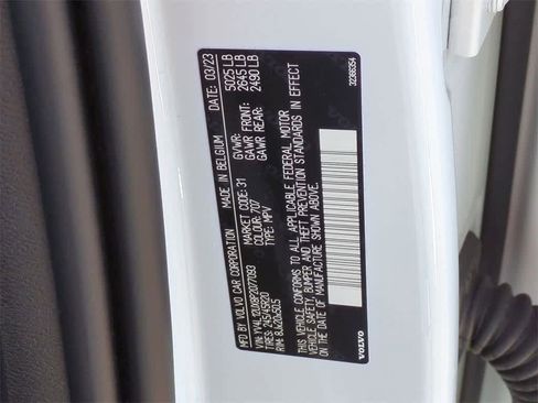 Used 2023 Volvo XC40 B5 Ultimate w/ Protection Package Premier image 35