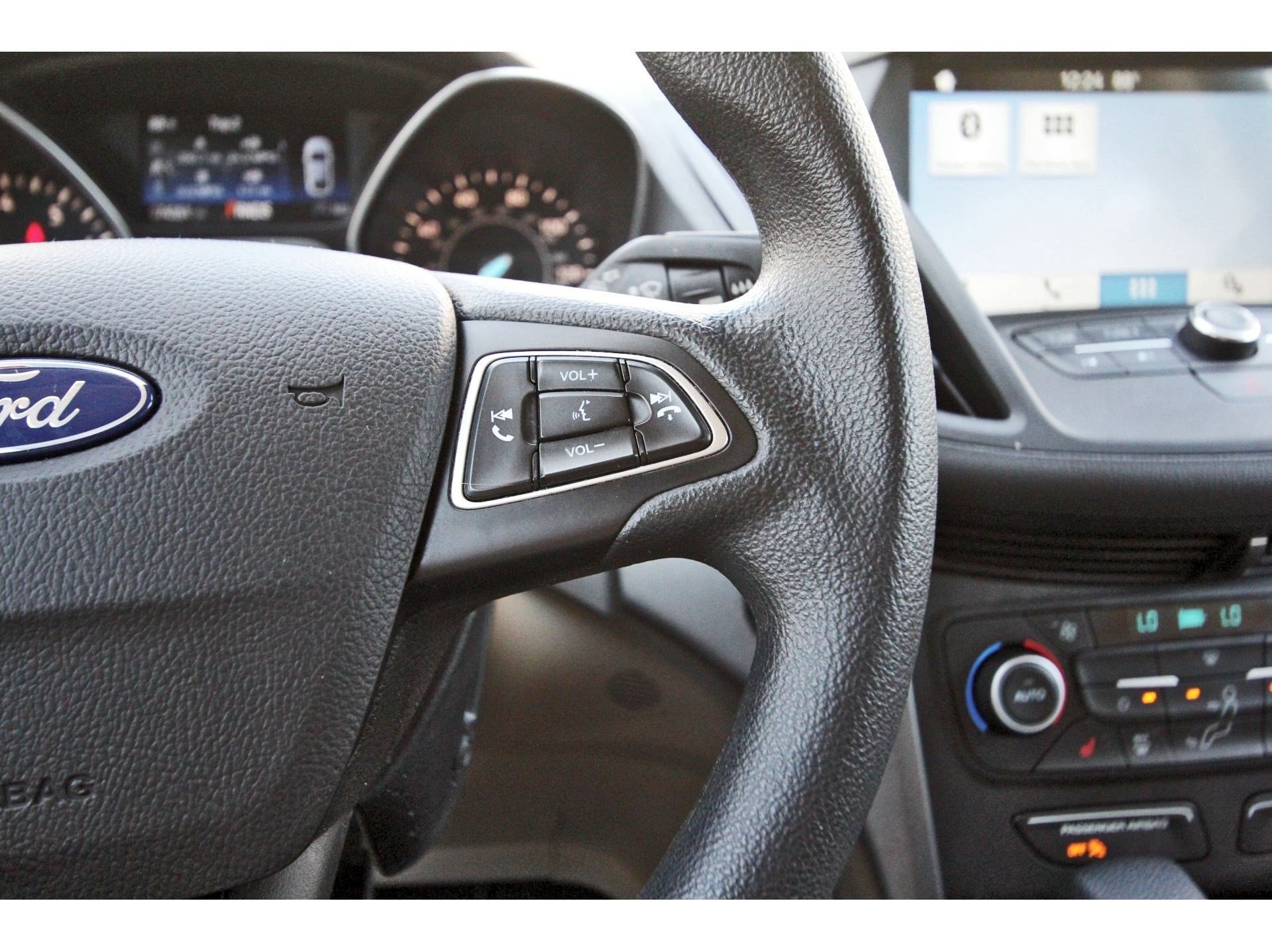 Used 2019 Ford Escape SE FWD image 18
