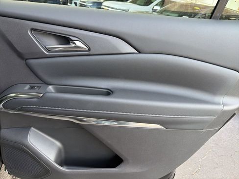 New 2026 Chevrolet Traverse LT w/ Midnight/Sport Edition image 39