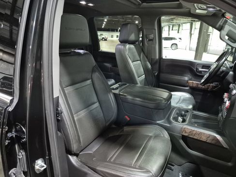 Used 2023 GMC Sierra 3500 Denali w/ Denali Ultimate Package AWD/4WD image 28