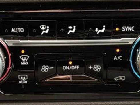 New 2026 GMC Sierra 2500 SLE w/ SLE Value Package; image 28