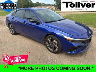 Used 2025 Hyundai Elantra Sport FWD video 1