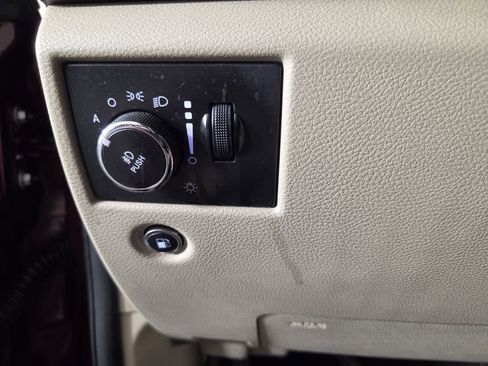 Used 2017 Jeep Grand Cherokee Laredo w/ Quick Order Package 2BE RWD image 14