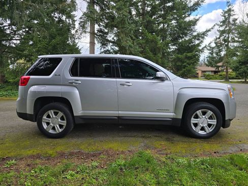 Used 2015 GMC Terrain SLE FWD image 6