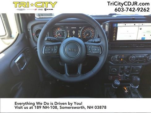 New 2026 Jeep Wrangler Unlimited Rubicon image 13