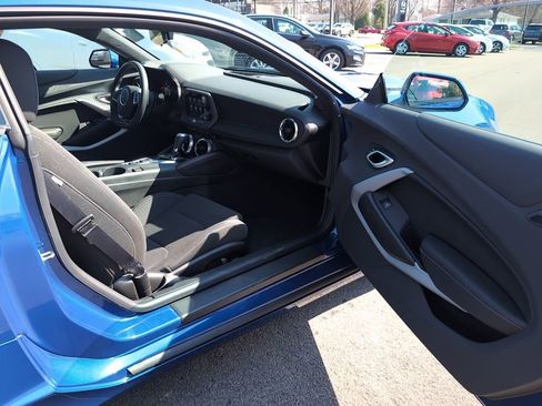 Used 2023 Chevrolet Camaro SS image 6