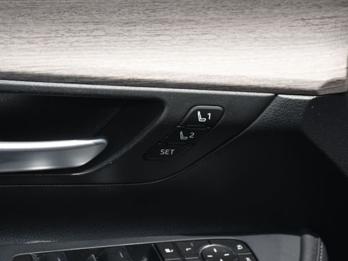Certified 2024 Toyota Grand Highlander AWD image 11