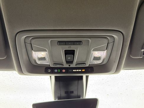 Used 2021 Chevrolet Silverado 2500 LTZ w/ LTZ Premium Package image 29