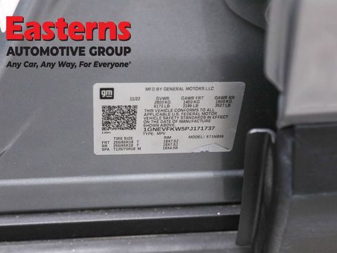 Used 2023 Chevrolet Traverse LS w/ Safety Package image 36