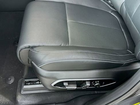 New 2025 Jeep Grand Cherokee L Overland w/ Luxury Tech Group IV image 19