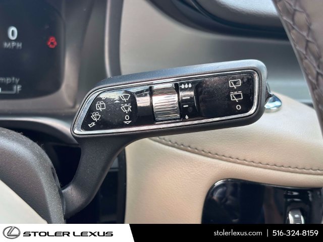 Used 2022 Lincoln Aviator AWD w/ Premium Package image 29