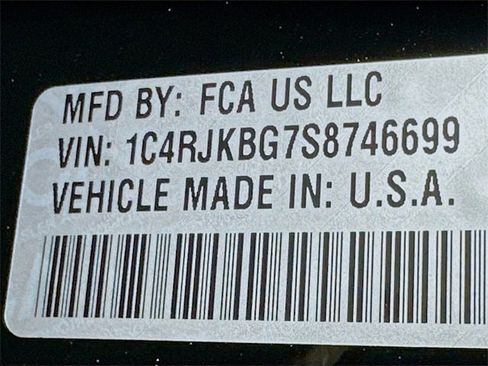 New 2025 Jeep Grand Cherokee L Limited w/ Luxury Tech Group II image 17