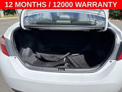 Used 2018 Toyota Corolla L FWD image 12