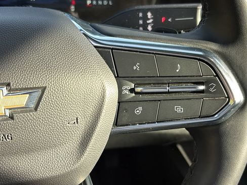 Used 2025 Chevrolet Equinox LT AWD/4WD image 18