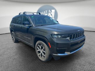 Used 2023 Jeep Grand Cherokee L Limited w/ Trailer Tow Group (B) AWD/4WD video 1