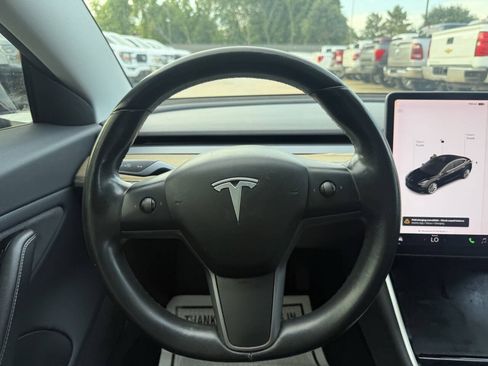 Used 2018 Tesla Model 3 Long Range RWD image 23