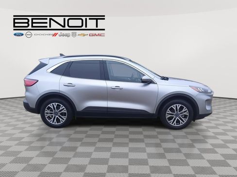 Used 2021 Ford Escape SEL image 4