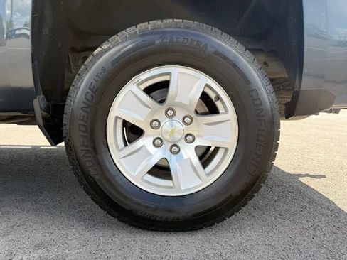 Used 2018 Chevrolet Silverado 1500 LT AWD/4WD image 8