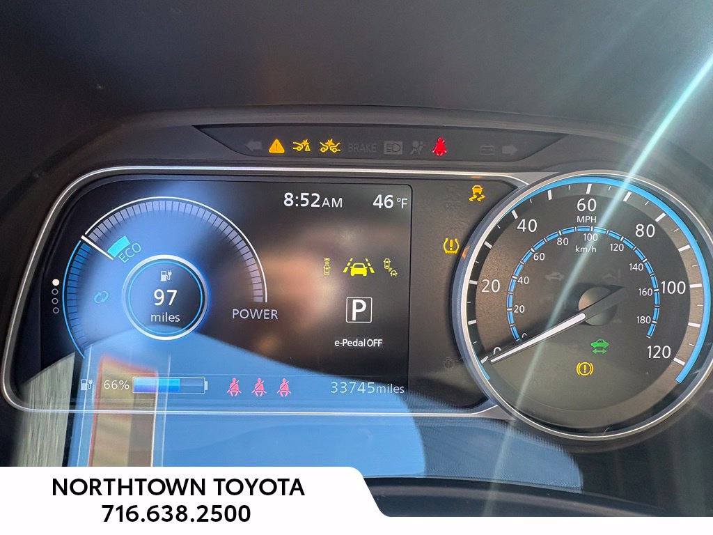 Used 2025 Nissan Leaf S FWD image 26