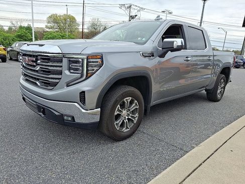 Used 2026 GMC Sierra 1500 SLT AWD/4WD image 3