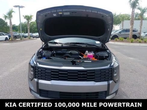 Certified 2026 Kia Sportage LX FWD image 9